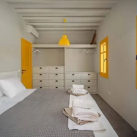 Serenity - Port View *