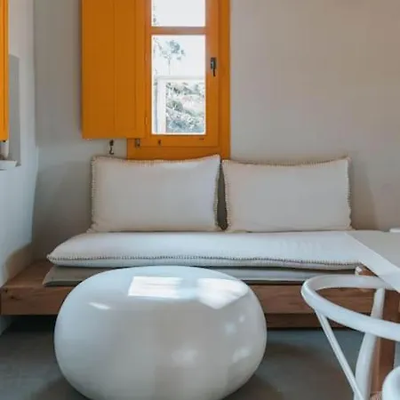 Serenity - Port View *