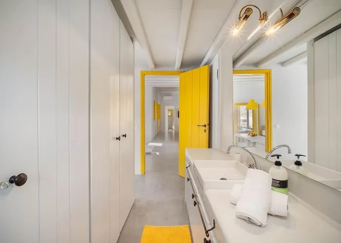 Serenity - Port View Livadakia